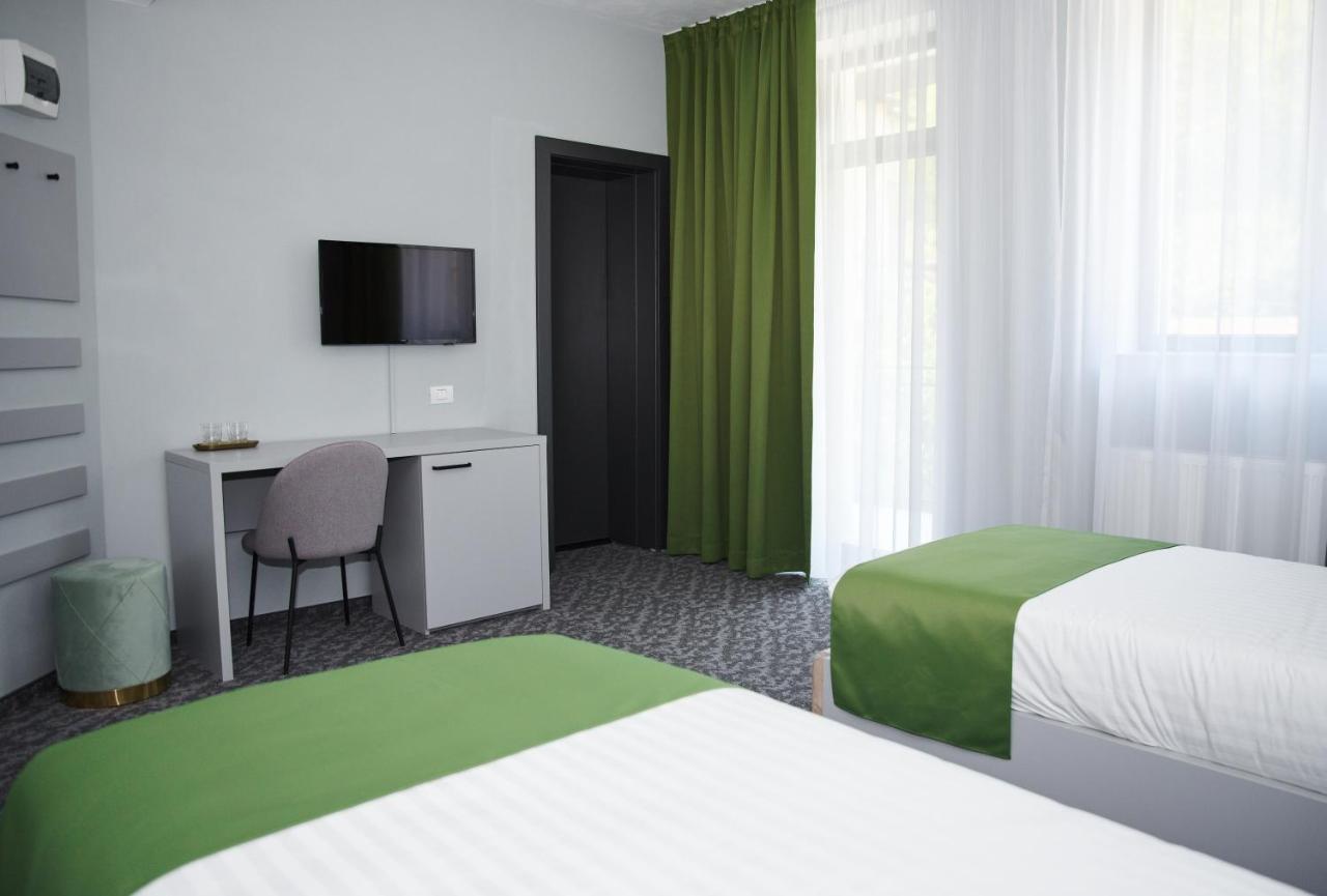 Astra Hotel Călimăneşti Kültér fotó